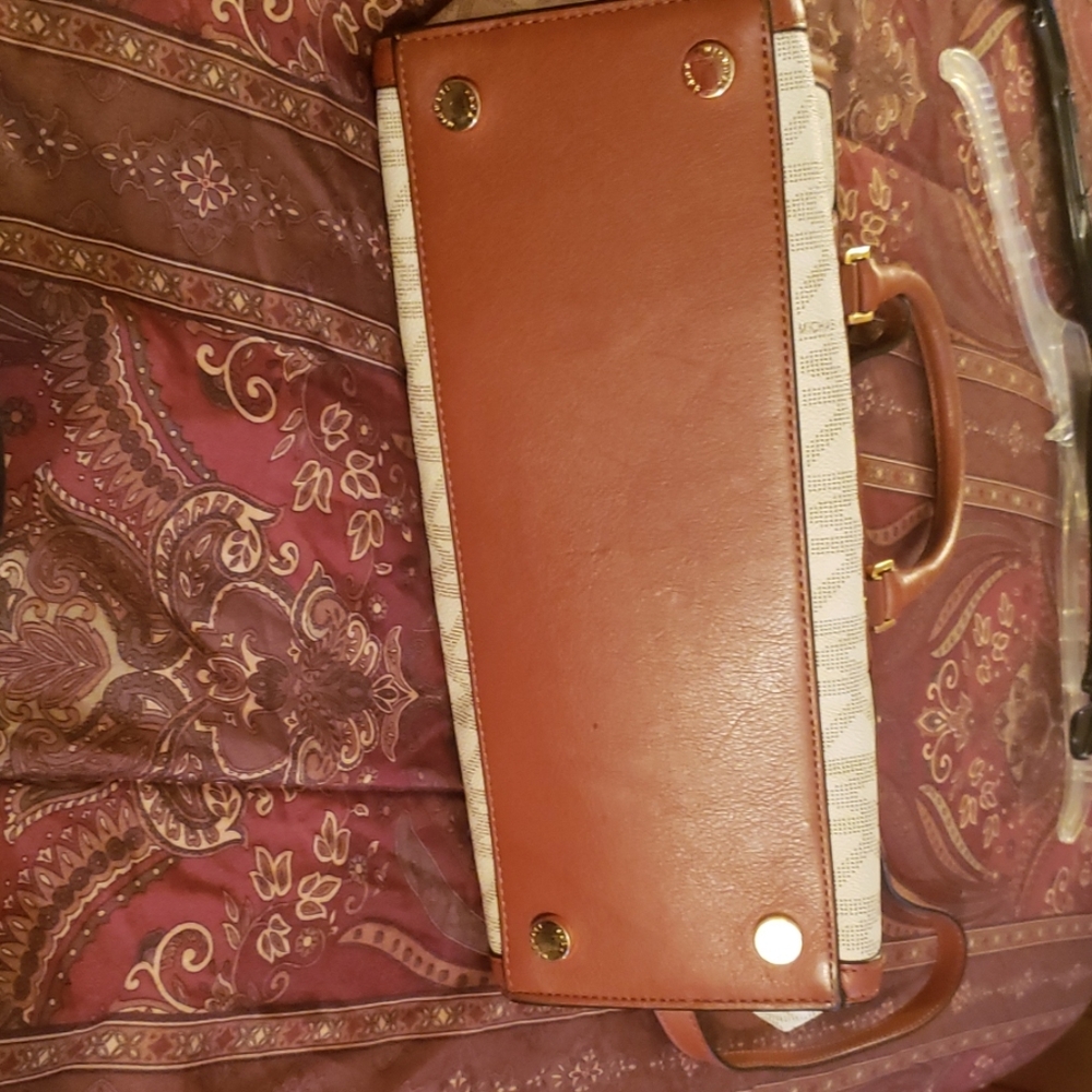 Michael Kors Satchel - Picture 3 of 6